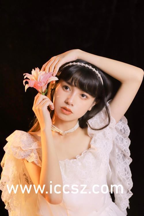 爆走黑料吃瓜免费,吃瓜免费，揭秘娱乐圈幕后真相